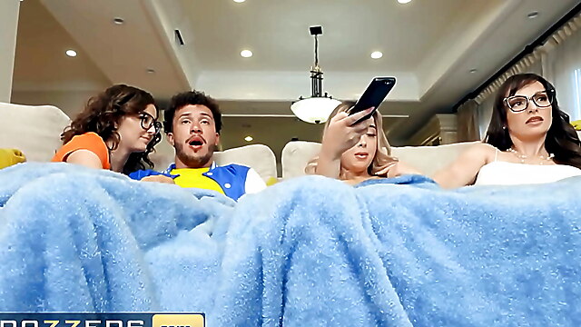 Double bj ffm, glasses double blowjob, stepmom sofa fuck, leana lovings facial, couch double blowjob